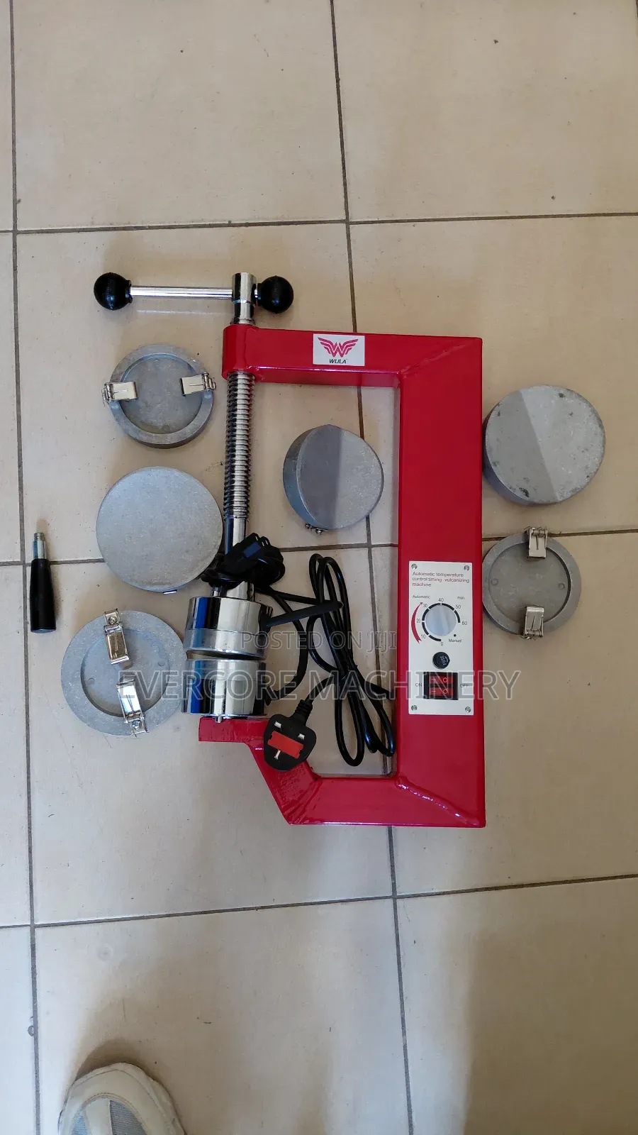 Heavy Duty Tyre Vulcanizing Machine for Repair Works With Accessories