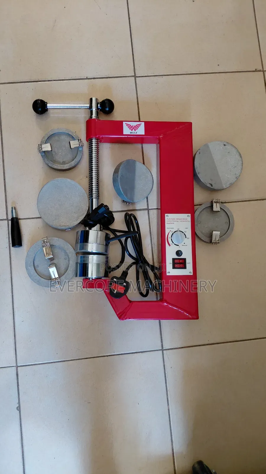 Commercial Tyre Vulcanizer Machine Electric Powered.