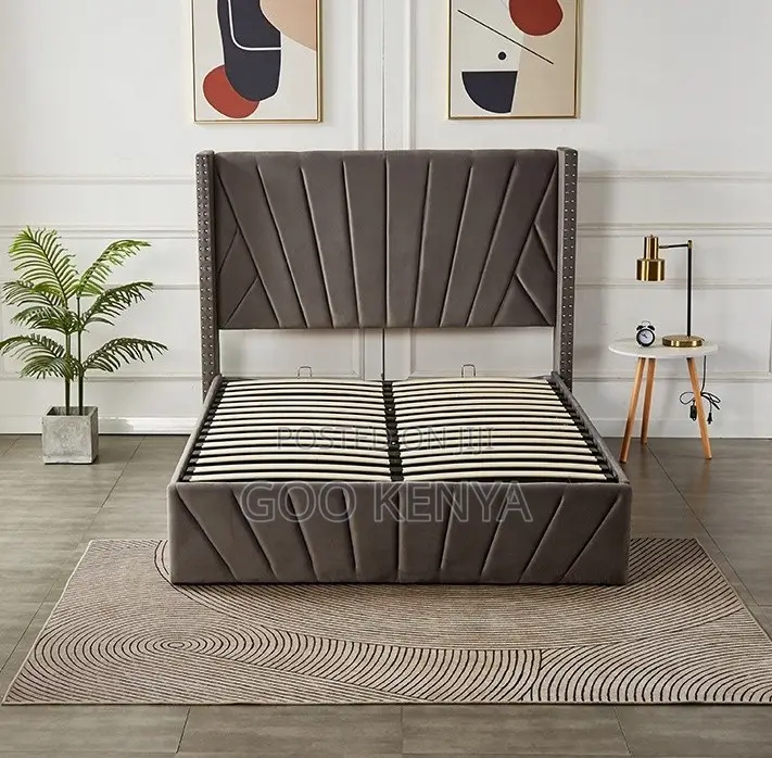 Home Bed; Dark Grey Plush Velvet Queen Bed With Hydraulic Storage
