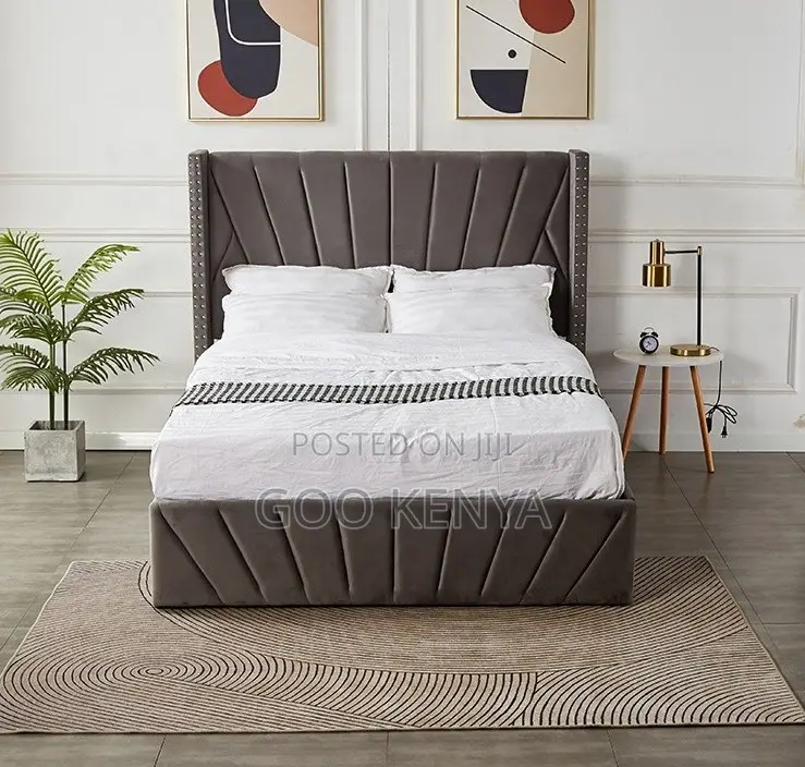 Home Bed; Dark Grey Plush Velvet Queen Bed With Hydraulic Storage