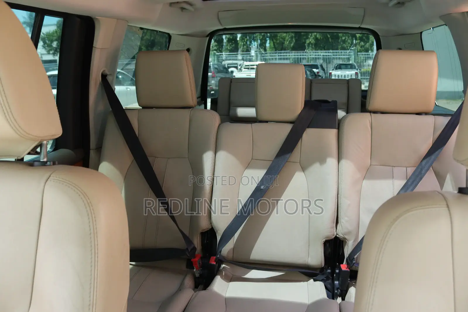 Land Rover Discovery 2013 Gray