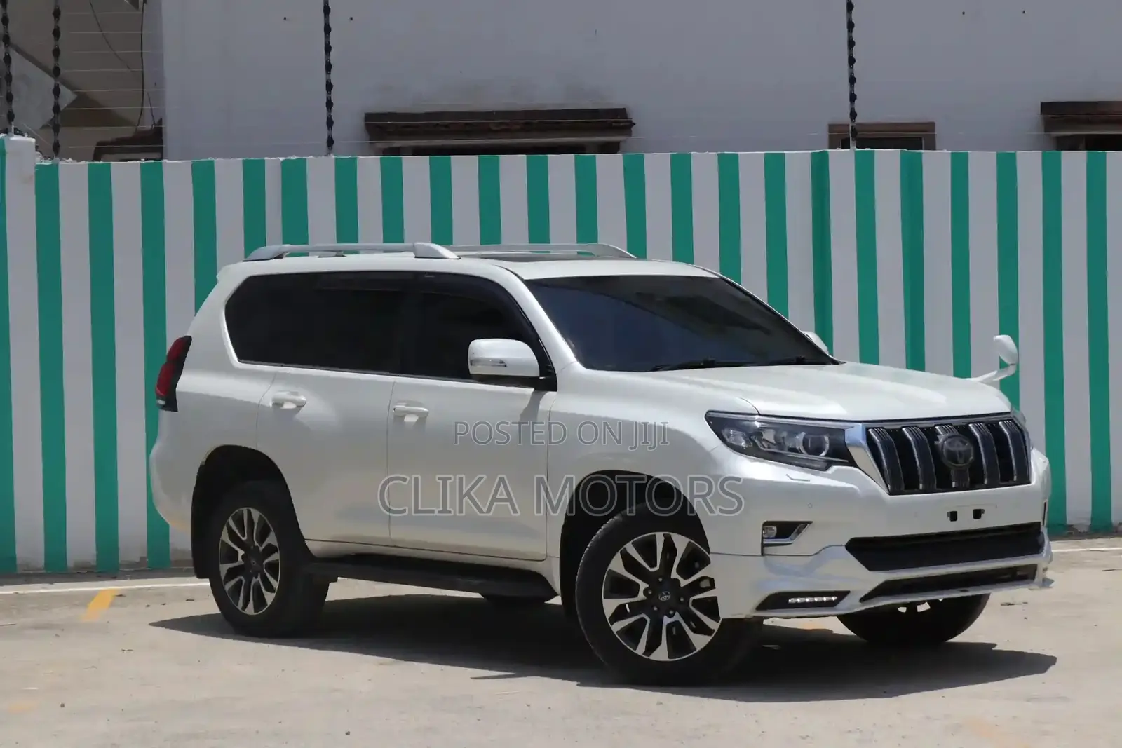 Toyota Land Cruiser Prado 2.8 2019 White