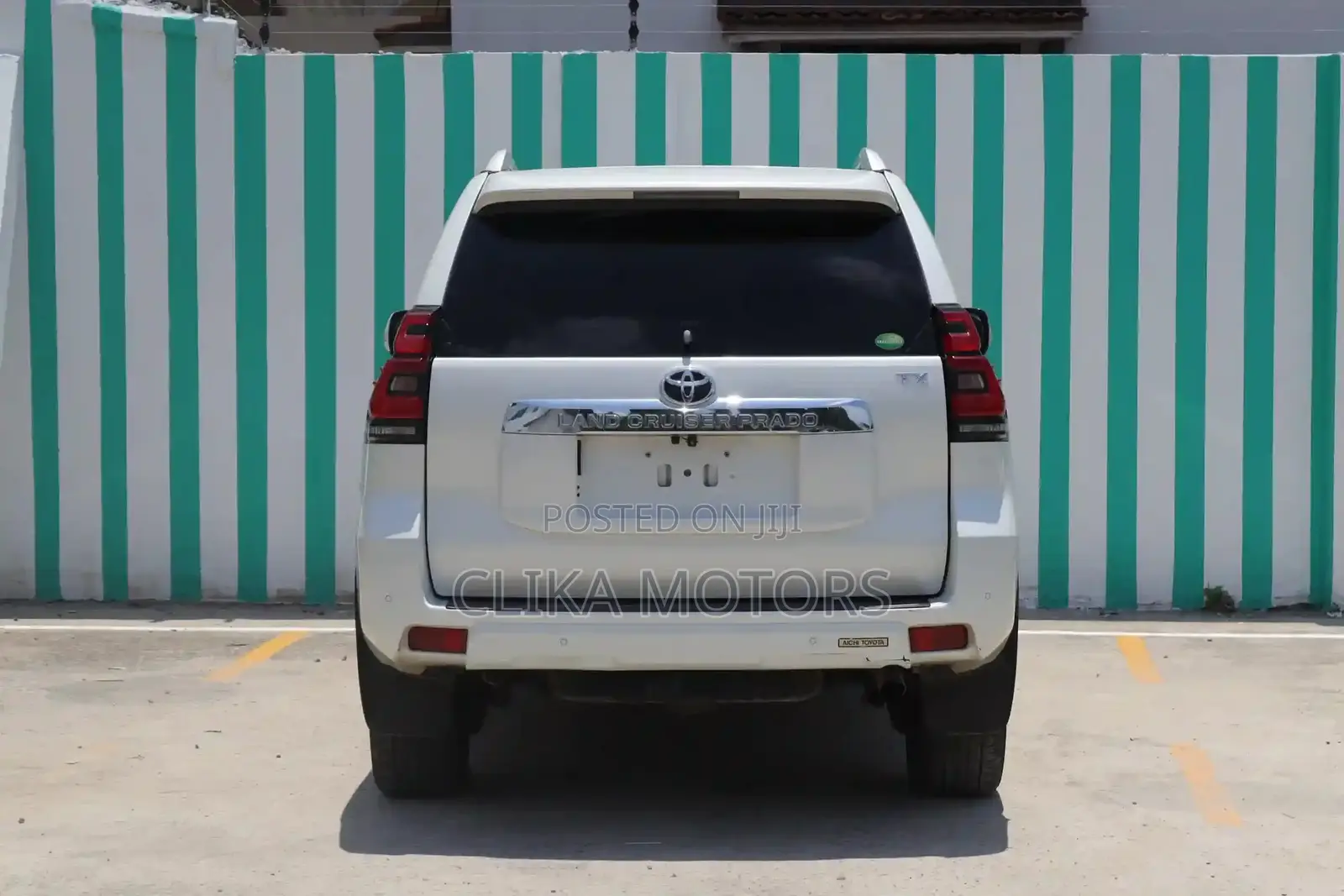 Toyota Land Cruiser Prado 2.8 2019 White