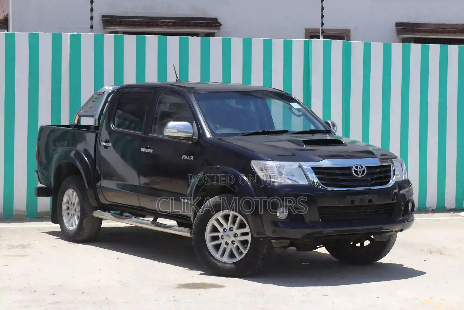 Toyota Hilux 3.0 D-4D 4x4 2014 Black