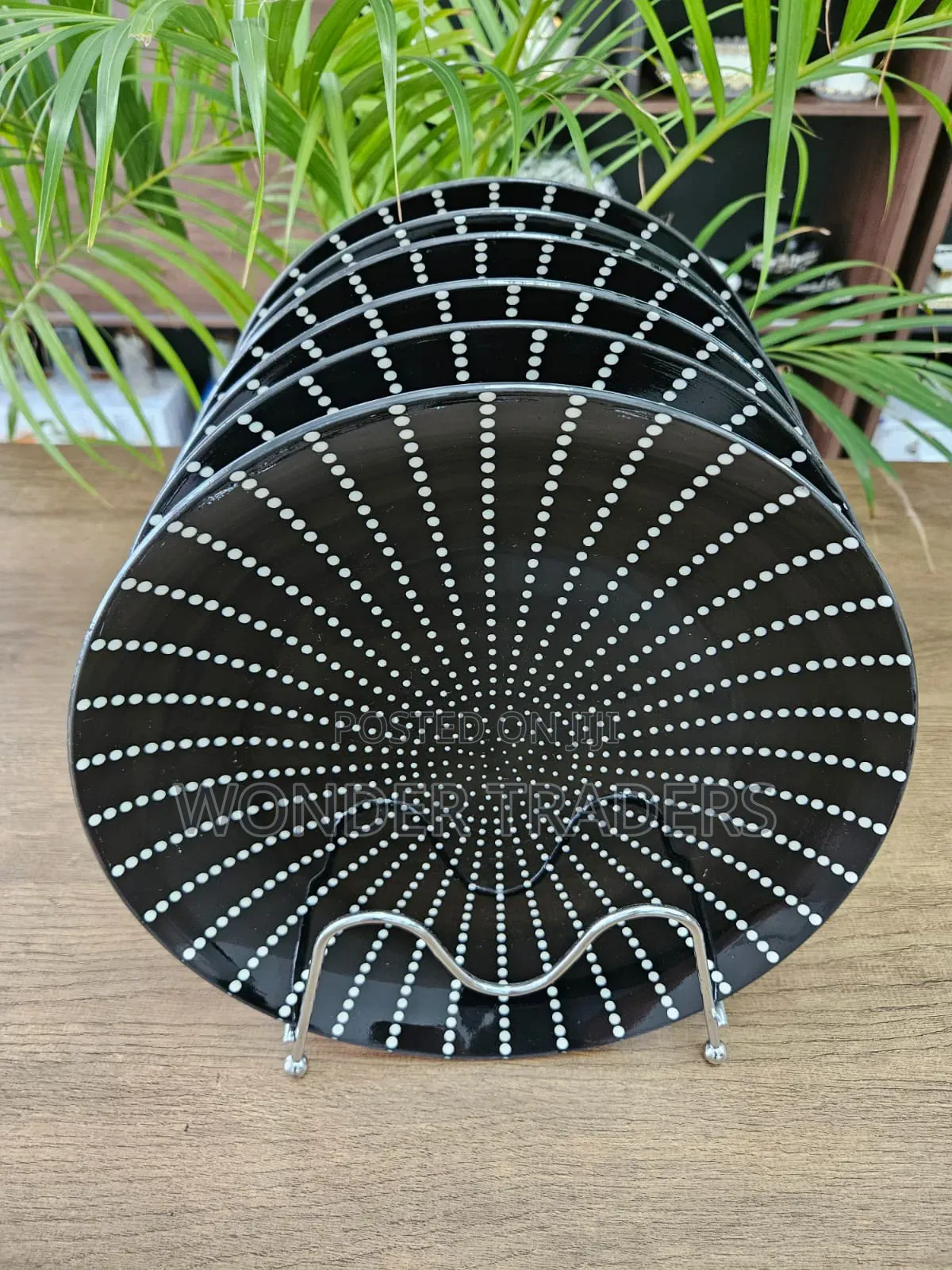 Black Dotted 
Dinner Plates