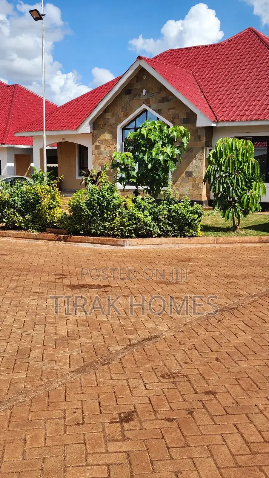 3bdrm Bungalow in Batian Estate, Kenyatta Road / Theta for rent