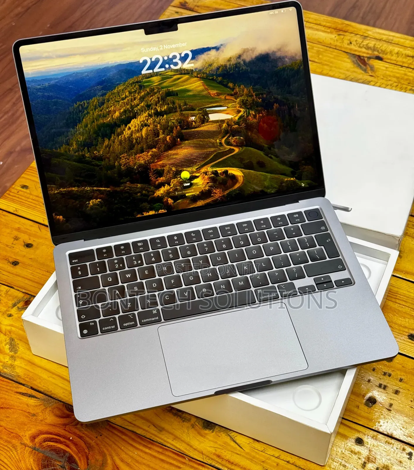 Laptop Apple MacBook Pro 2023 M2 16GB Intel Core I5 SSD 512GB