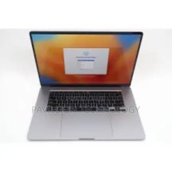New Laptop Apple MacBook Pro 2019 16GB Intel Core i7 SSD 512GB