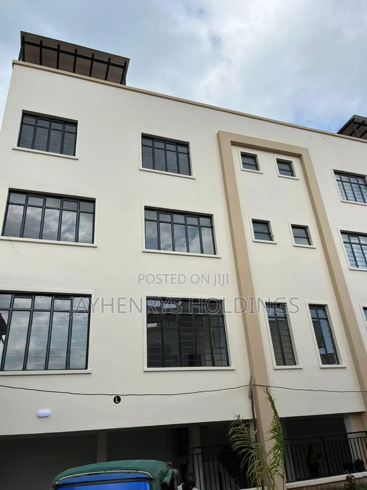 4bdrm House in Membley Estate for rent