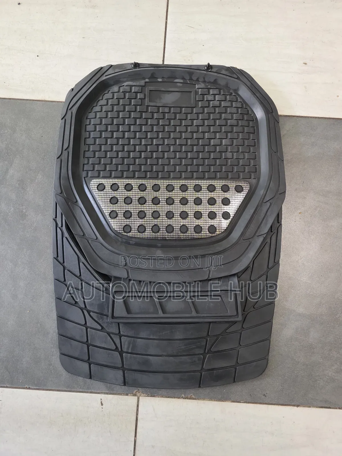 Universal Black Floor Mats for Cars – Heavy Duty Easy to Clean
