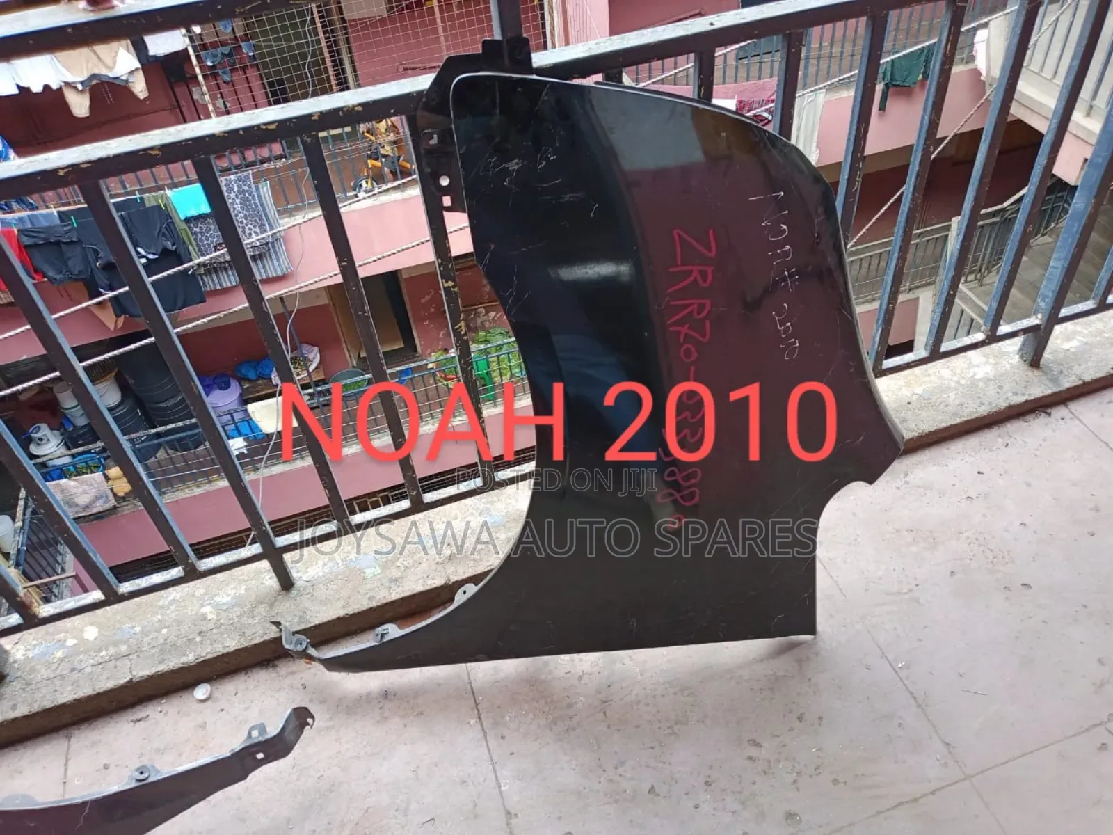 Toyota Noah 2010 Wing/Fender