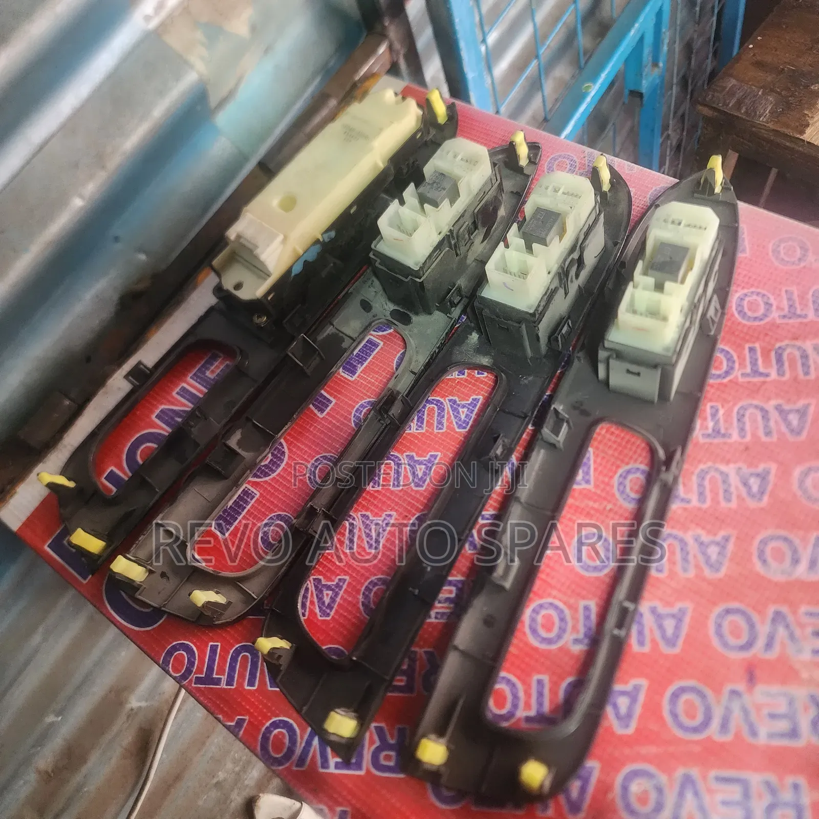 Toyota Wish Window Cranks Switch Set