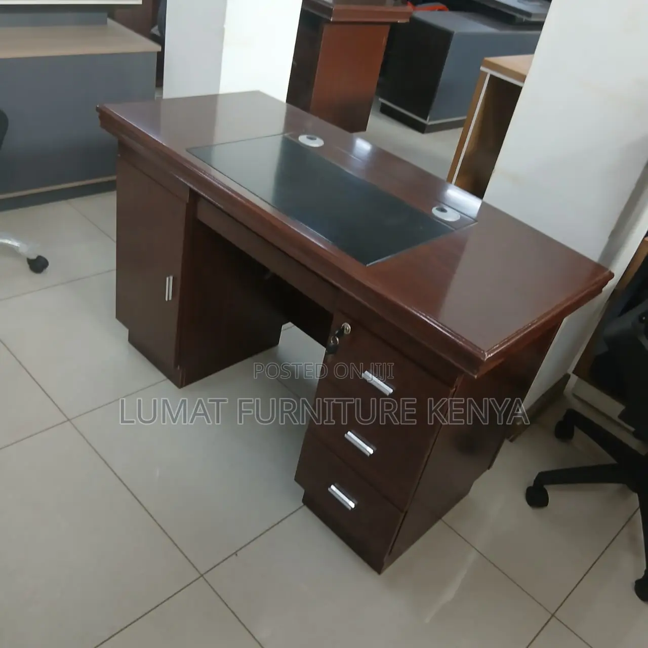 1200mm Executive Modern Staff Desk