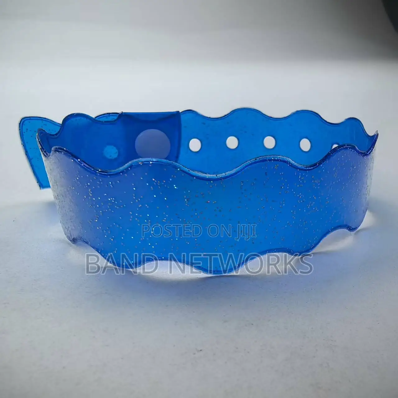 Wavy Plastic Wristband With Glitters (Special Shape)
