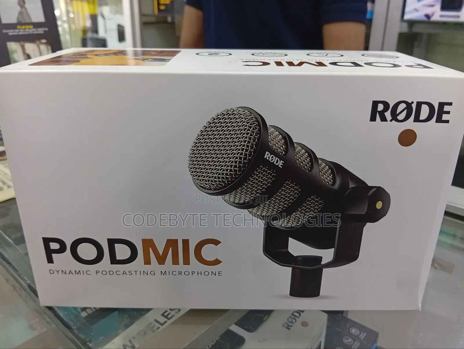 Podmic Rode Rugged Design Podcasting Microphone