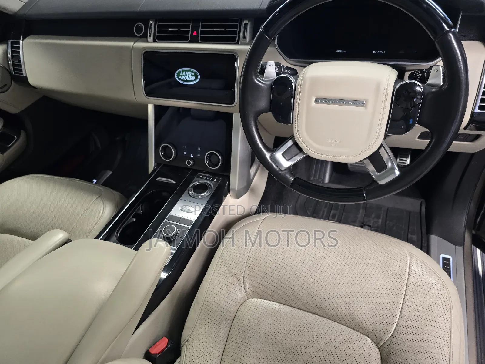 Land Rover Range Rover Vogue 2020 Gold