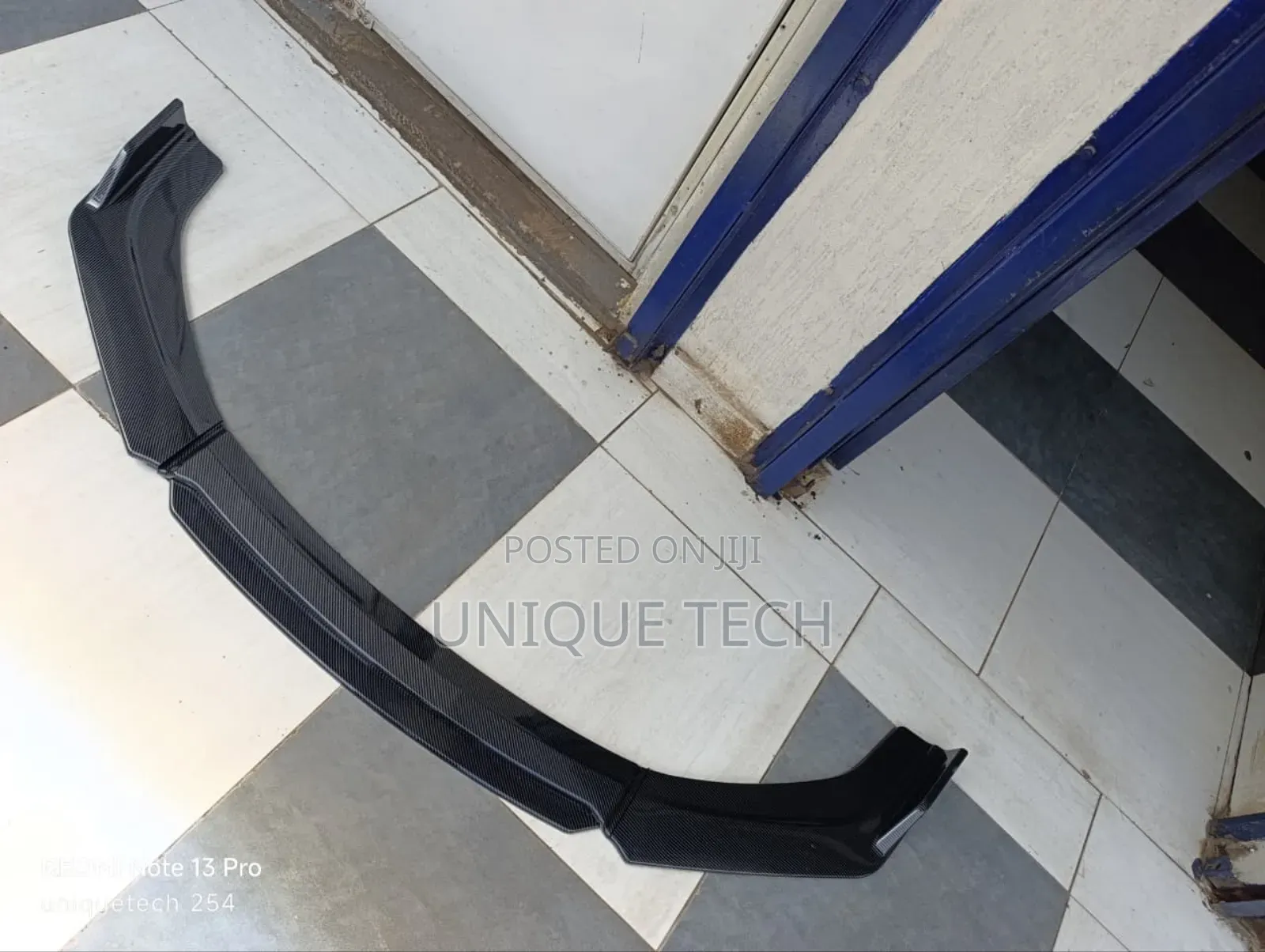 Universal Carbon Fiber Front Lip Car Bumper Lip