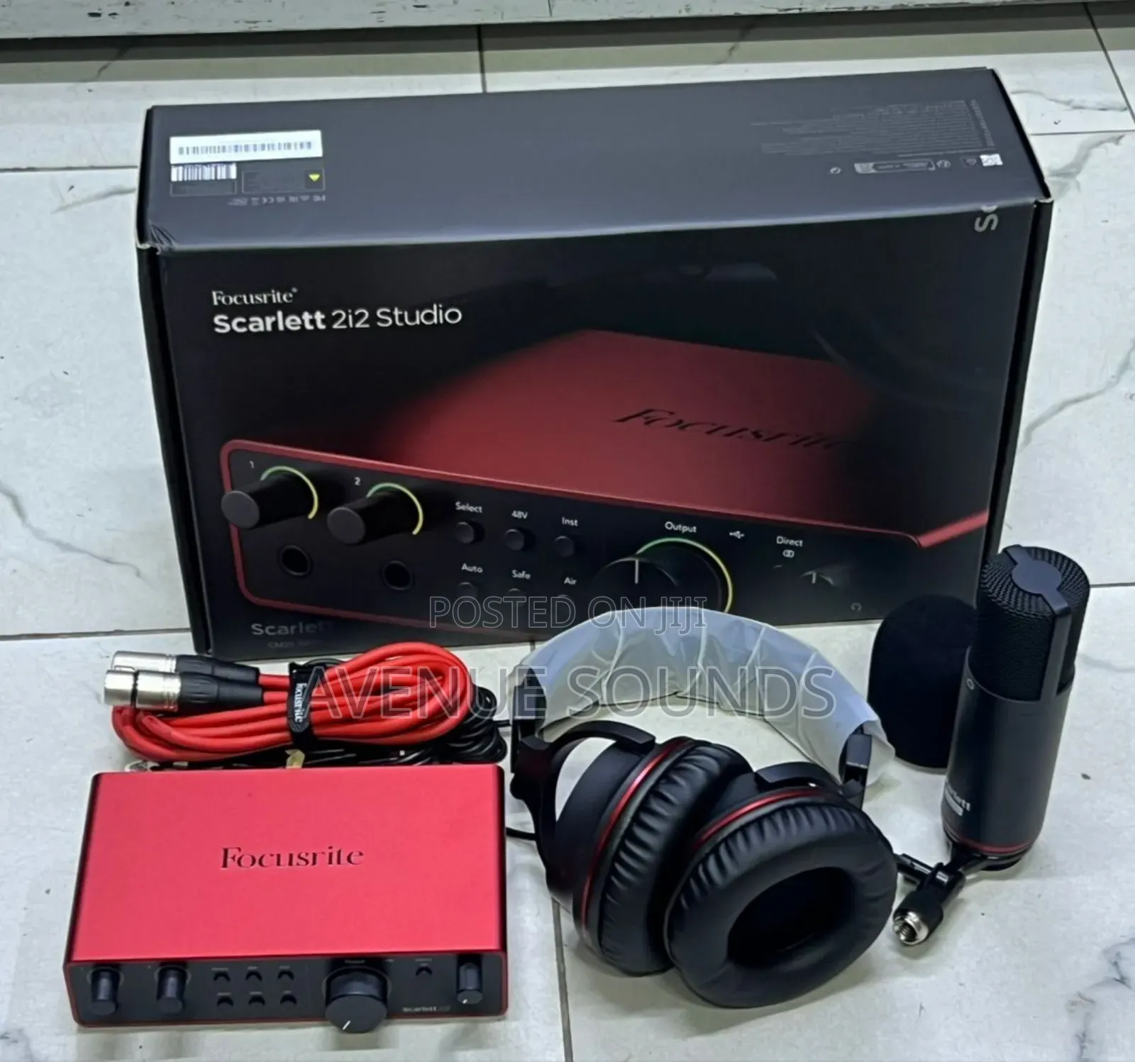 Focusrite Scarlett 2i2 Studio 4th Gen Usb Audio Interface Bundle