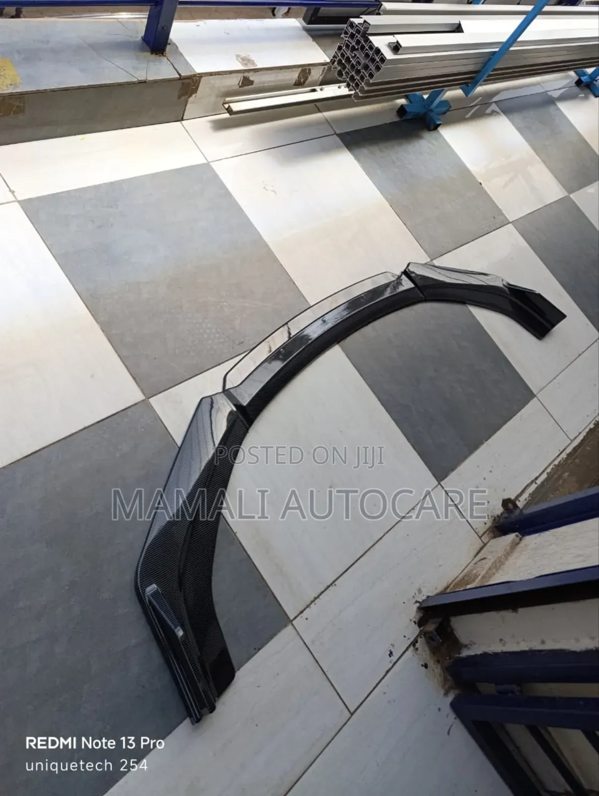 Universal Sporty Carbon Fibre Front Bumper Lip Trim Protector