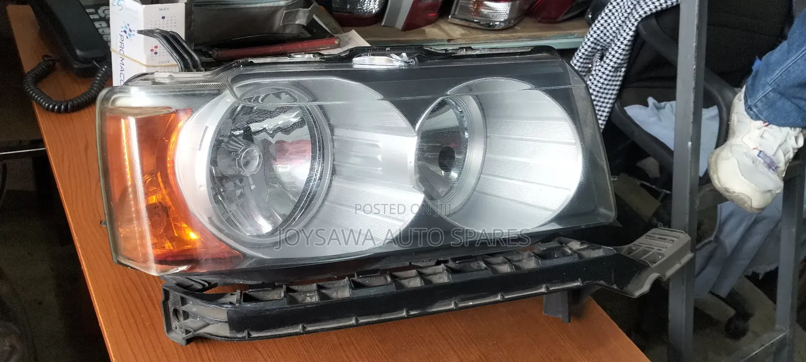 Honda Crossroad Non Xenon Headlight