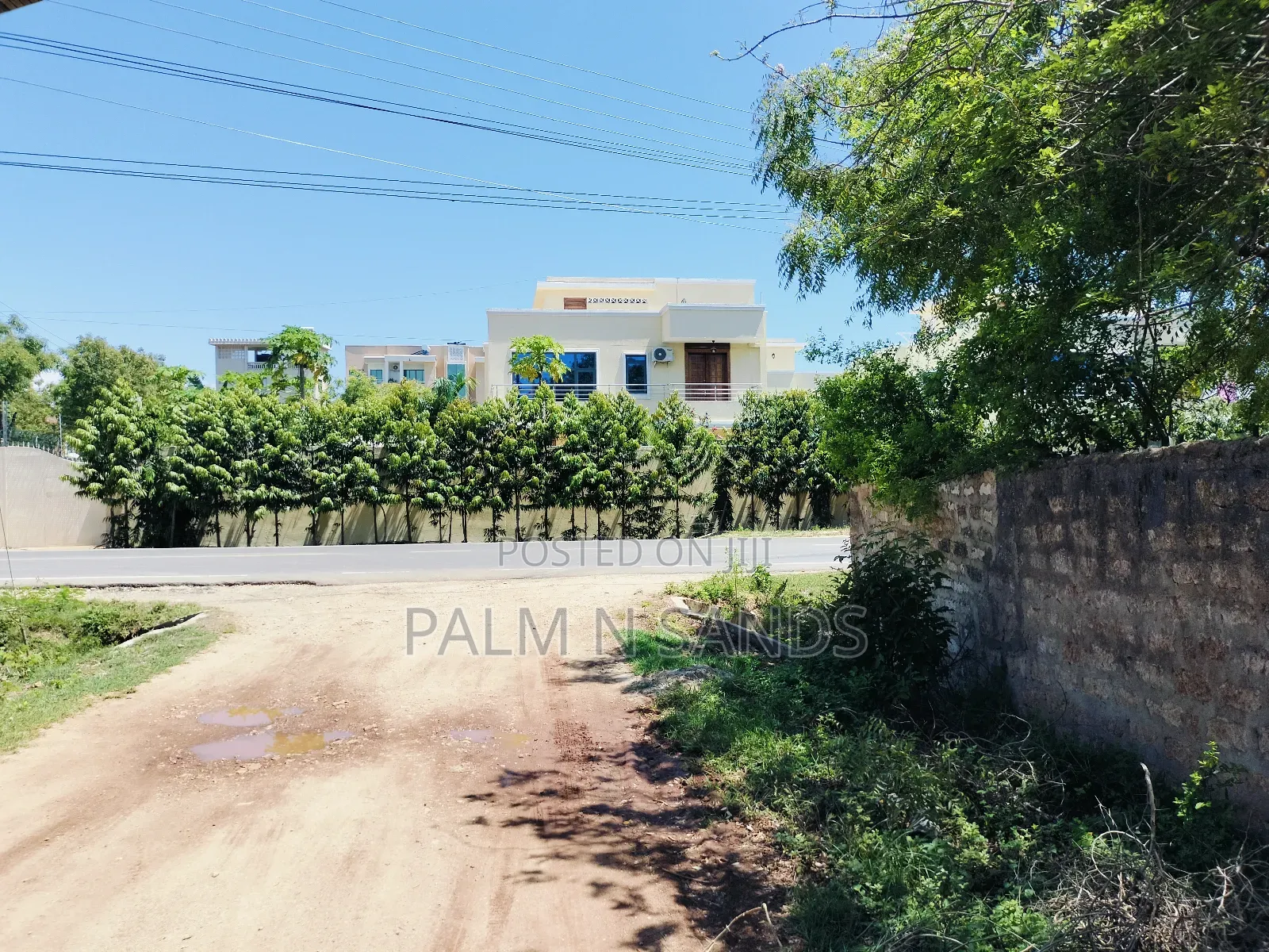 Half Acre Prime Plot Near Villa Mandhari Diani!! At