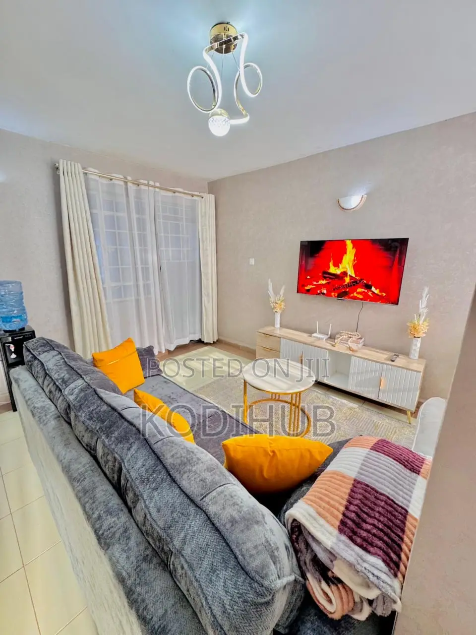 Modern Bright 1 Bedroom • Garden Estate. Whitehouse