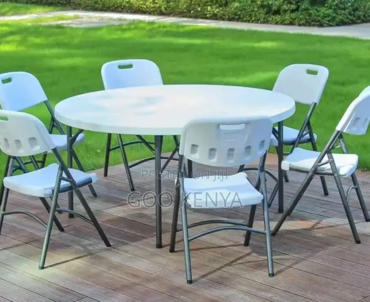 Home Table; Event-Ready 6-Foot Plastic Folding Round Outdoor Table