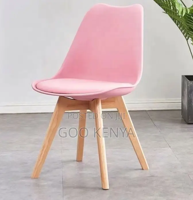 Home Chair; Tulip Chair With Padded Leather Seat for Leisure Spaces