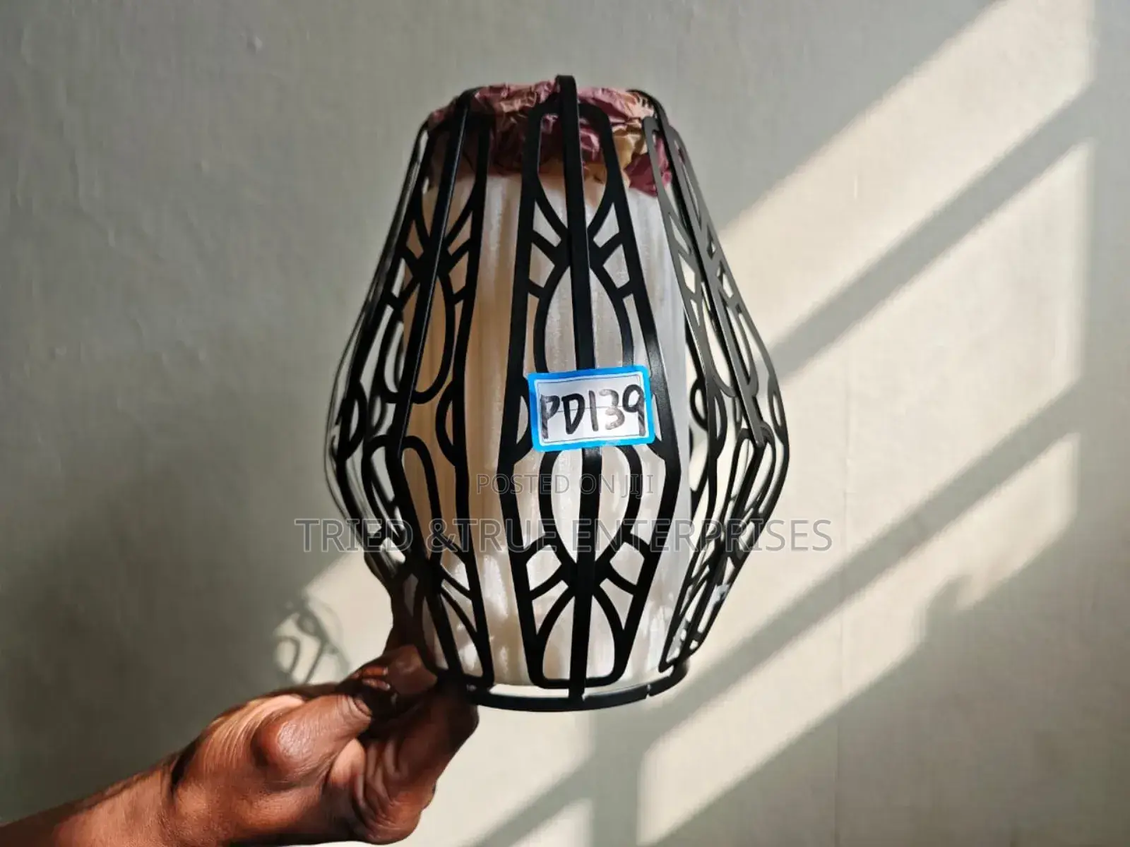 Elegant Modern Single Pendant Light Kb7