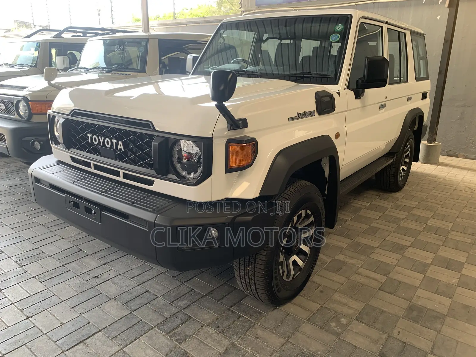 Toyota Land Cruiser 76 Series 2023 White