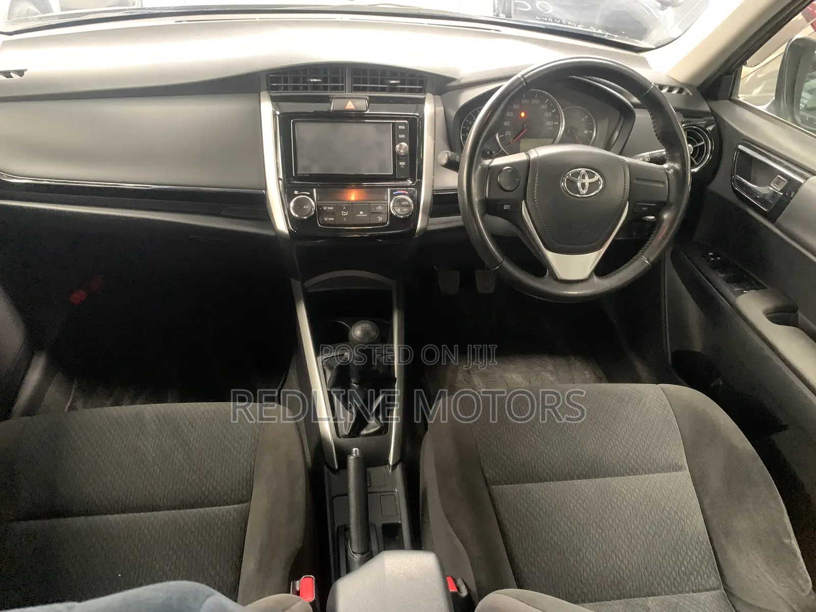 Toyota Axio 1.5 G 4WD 2018 Maroon