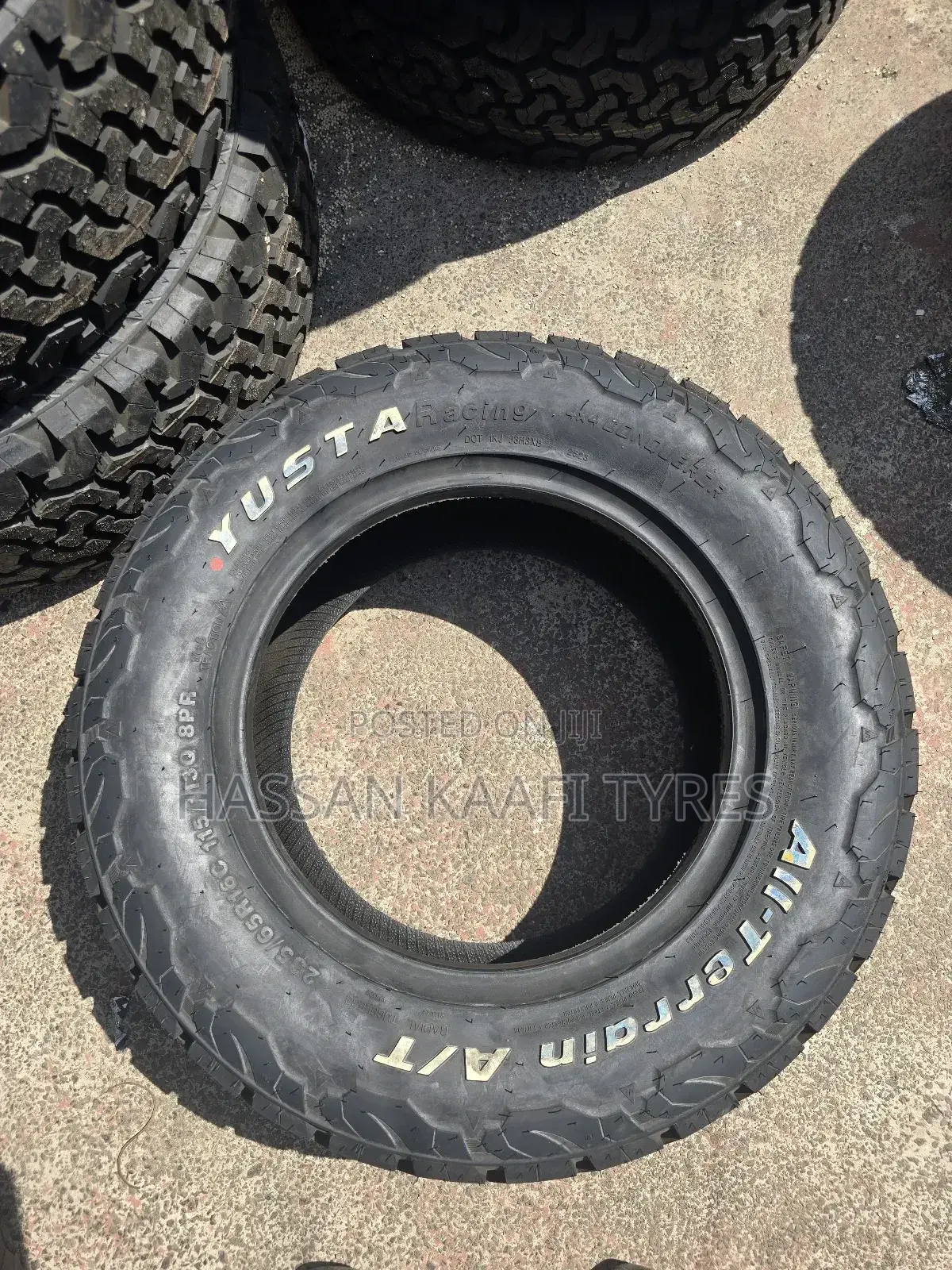 235/65r16c Yusta Tyre a/T(8pr)