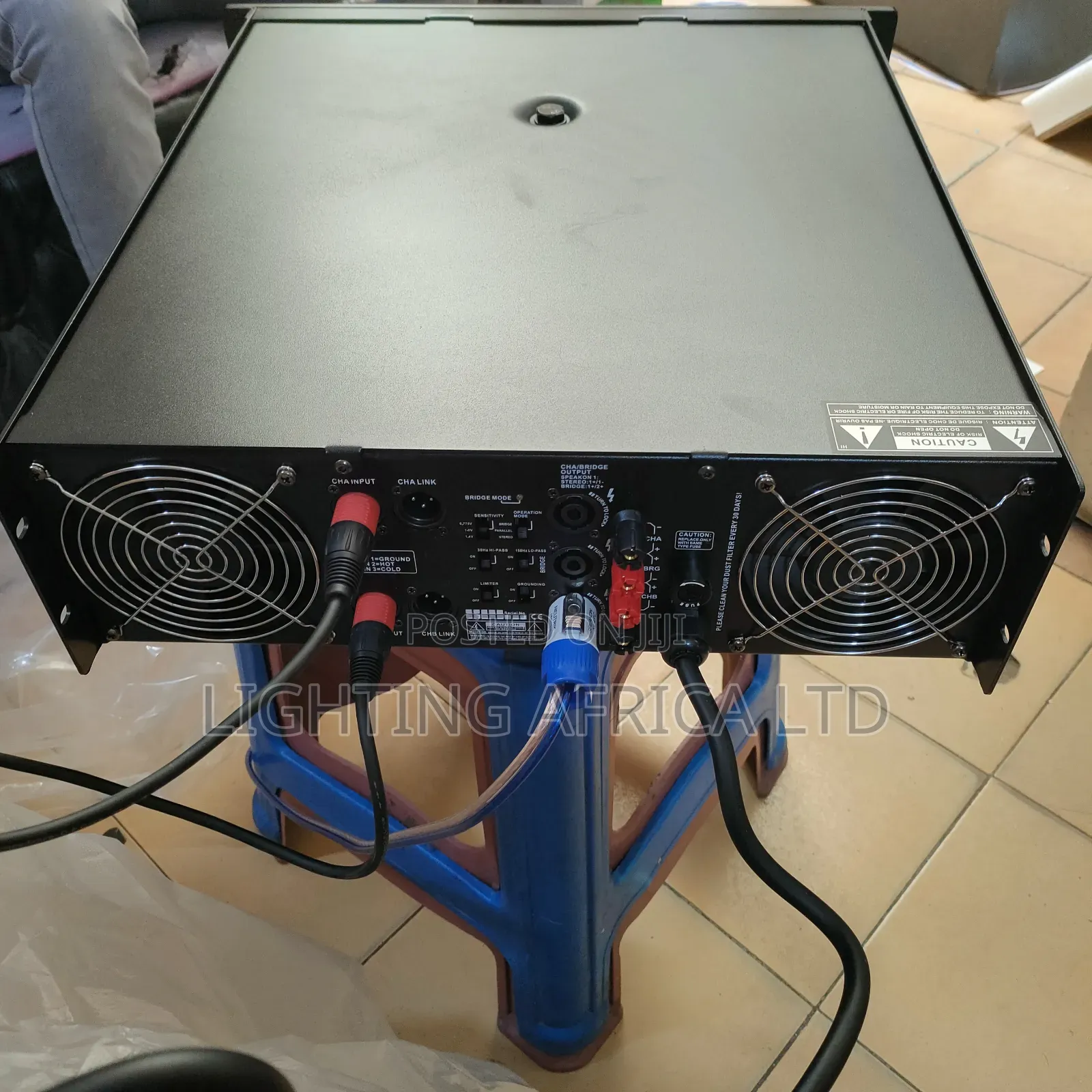 Top Quality Peavey Cs 6000 Proffesional Power Amplifier 2 Channels
