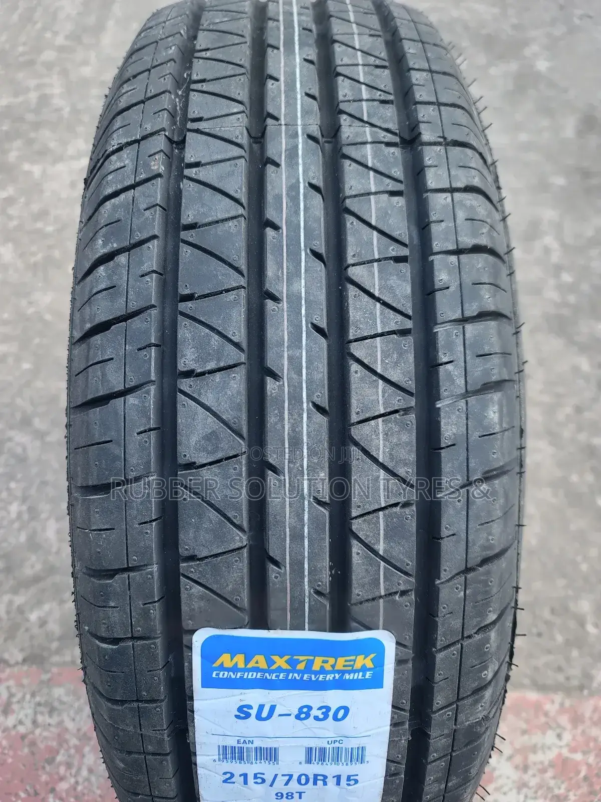 215/70r16 Maxtrek Tires