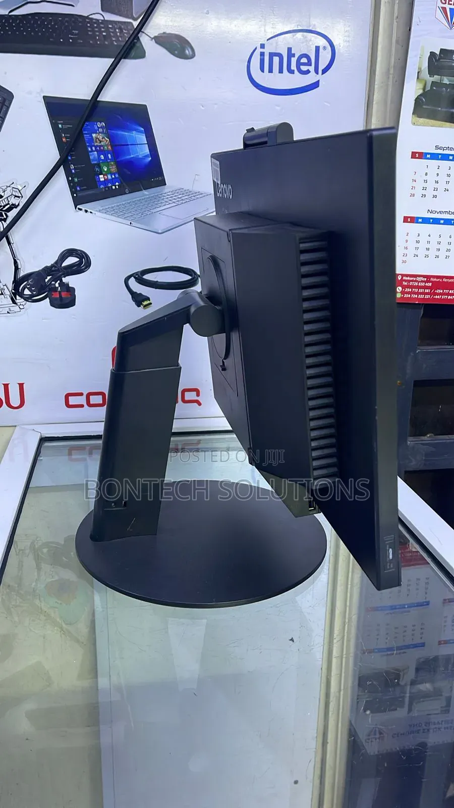 Desktop Computer Lenovo ThinkCentre 24 8GB Intel Core I5 SSD 256GB