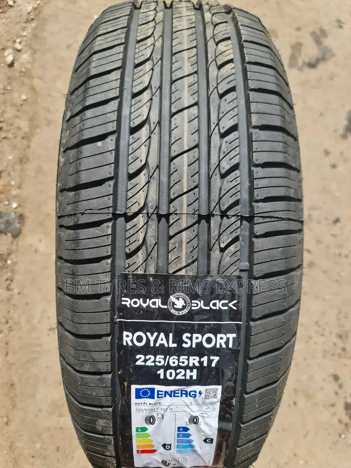 225 /65 R17 Royalblack (Highway)