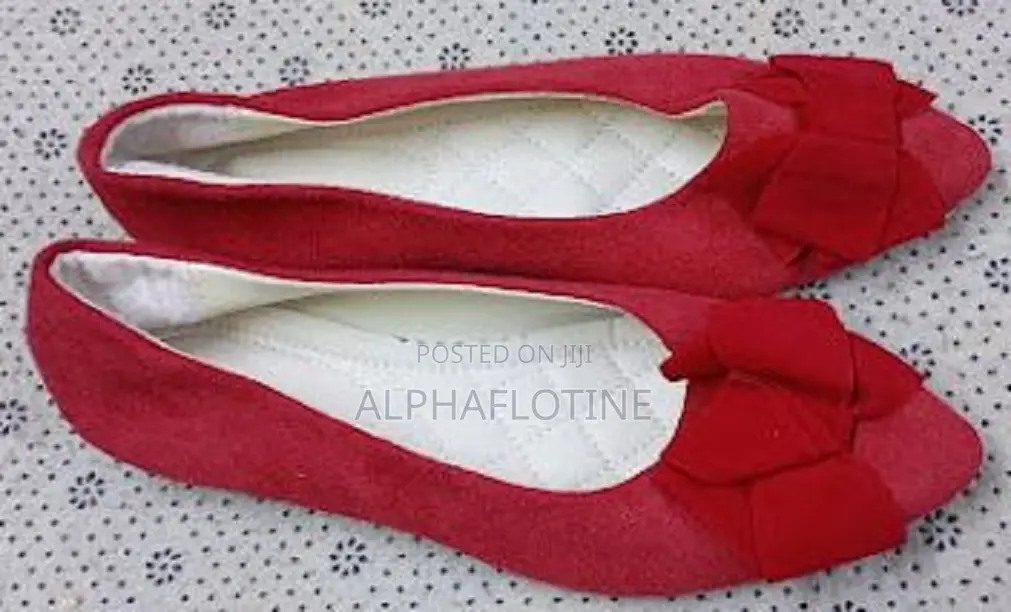 Trendy Women's Flat Footwear Pointed Bow for All Seasons