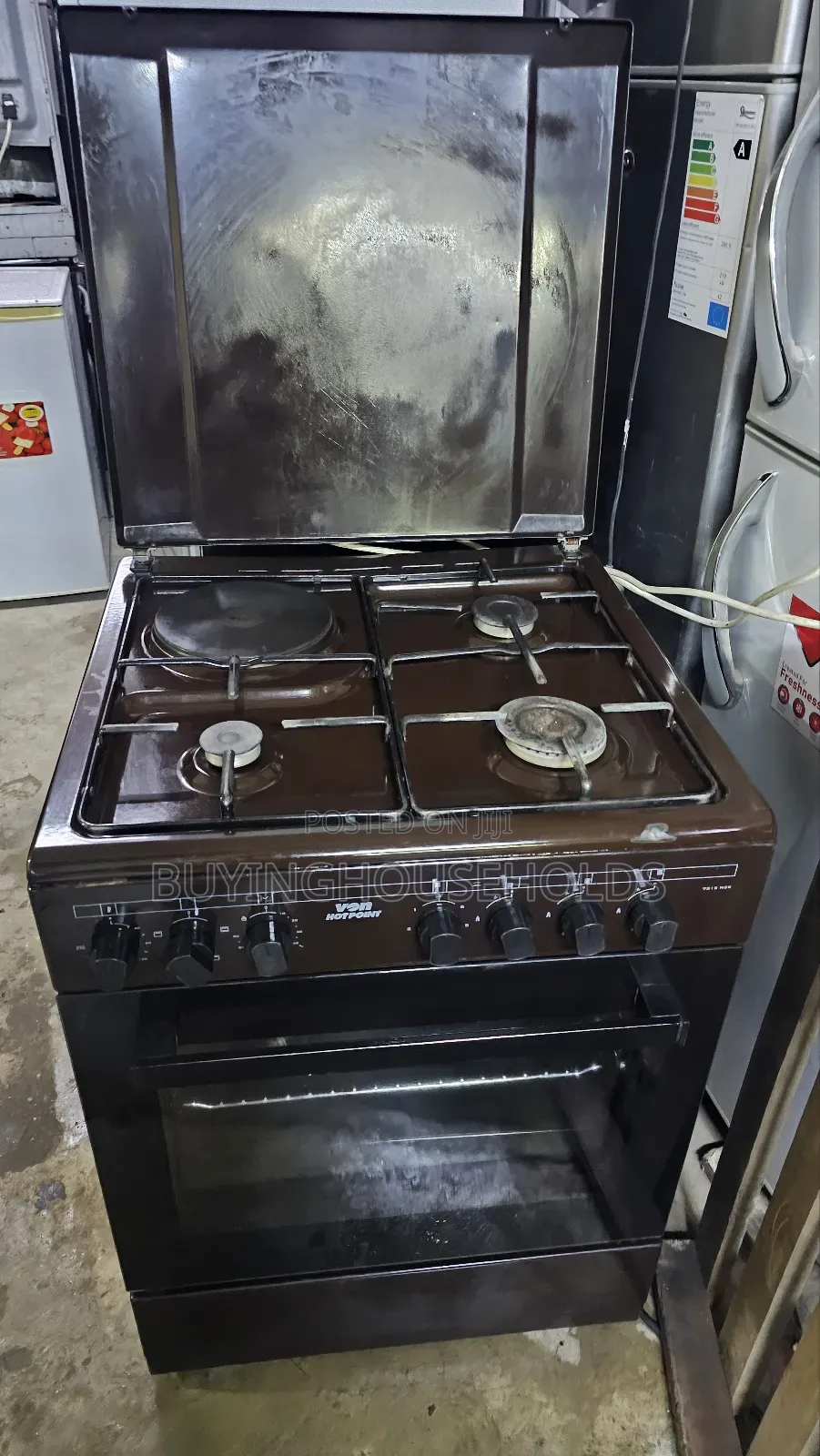 Von 60x60 Standing Cooker 3gas +1 Electric