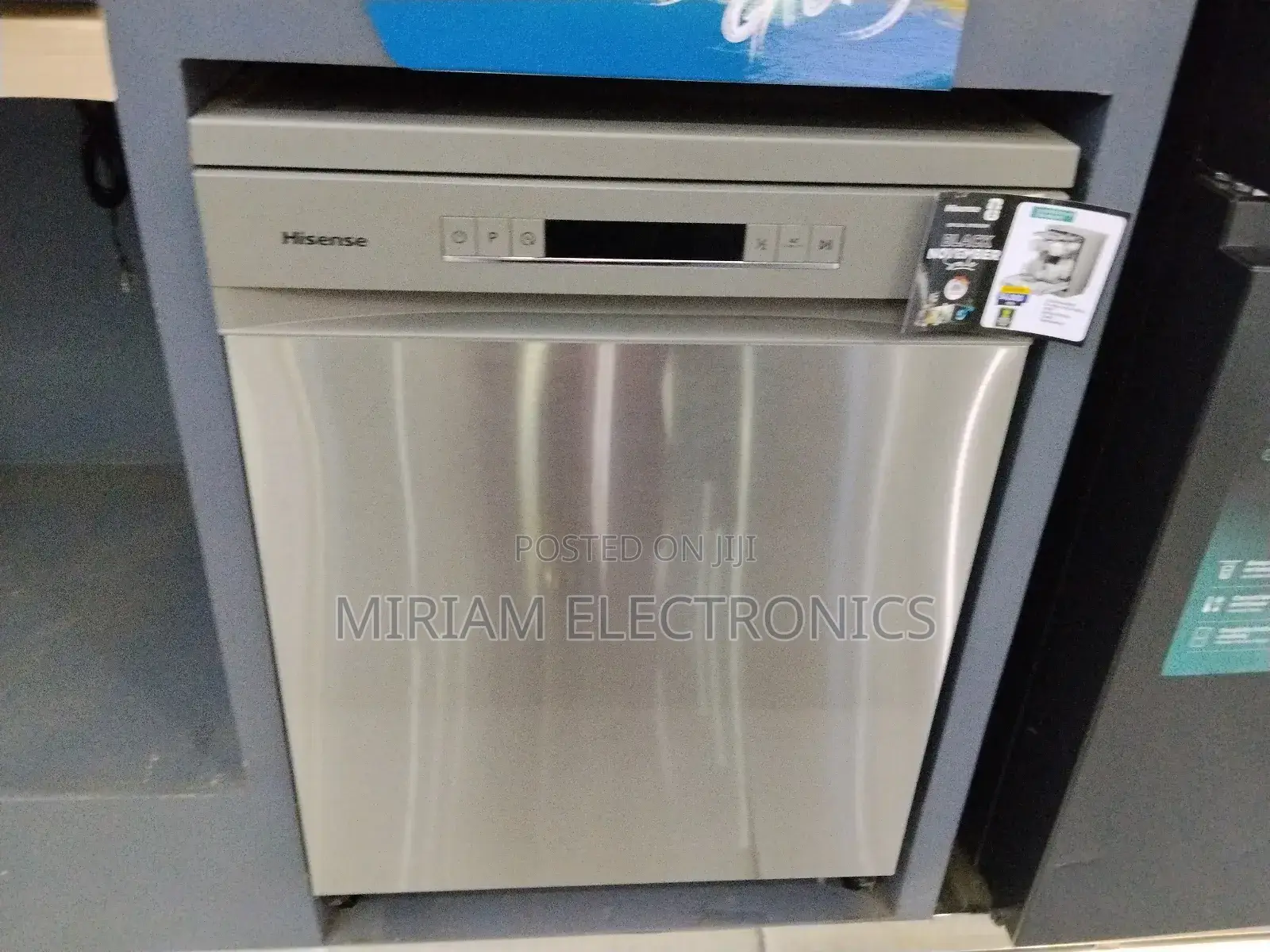 Hisense 13 Place Dish Washer Hs622e90g