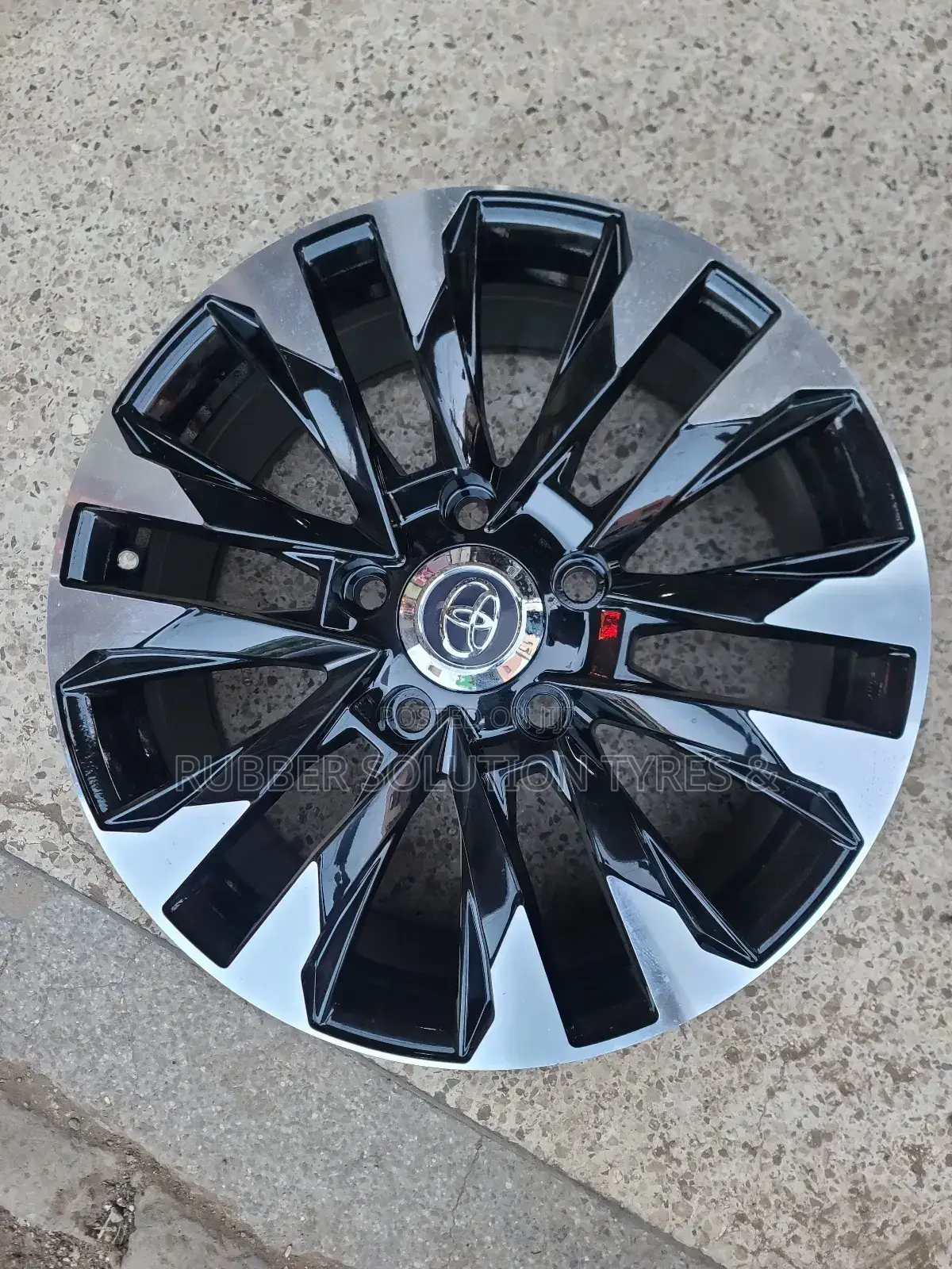 Rims Size 20 Inches for Toyota Prado, V8, Hilux Vigo ,Fortuner