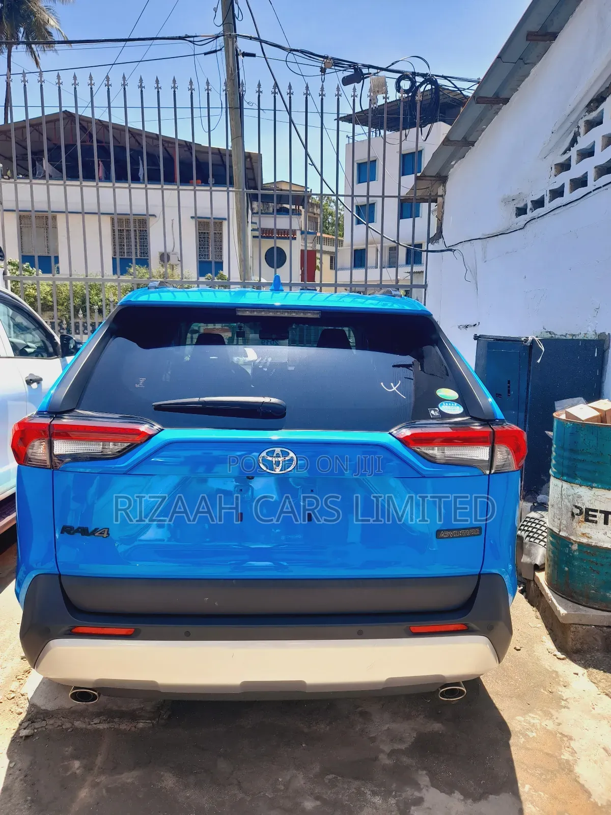 Toyota RAV4 Adventure 2019 Blue