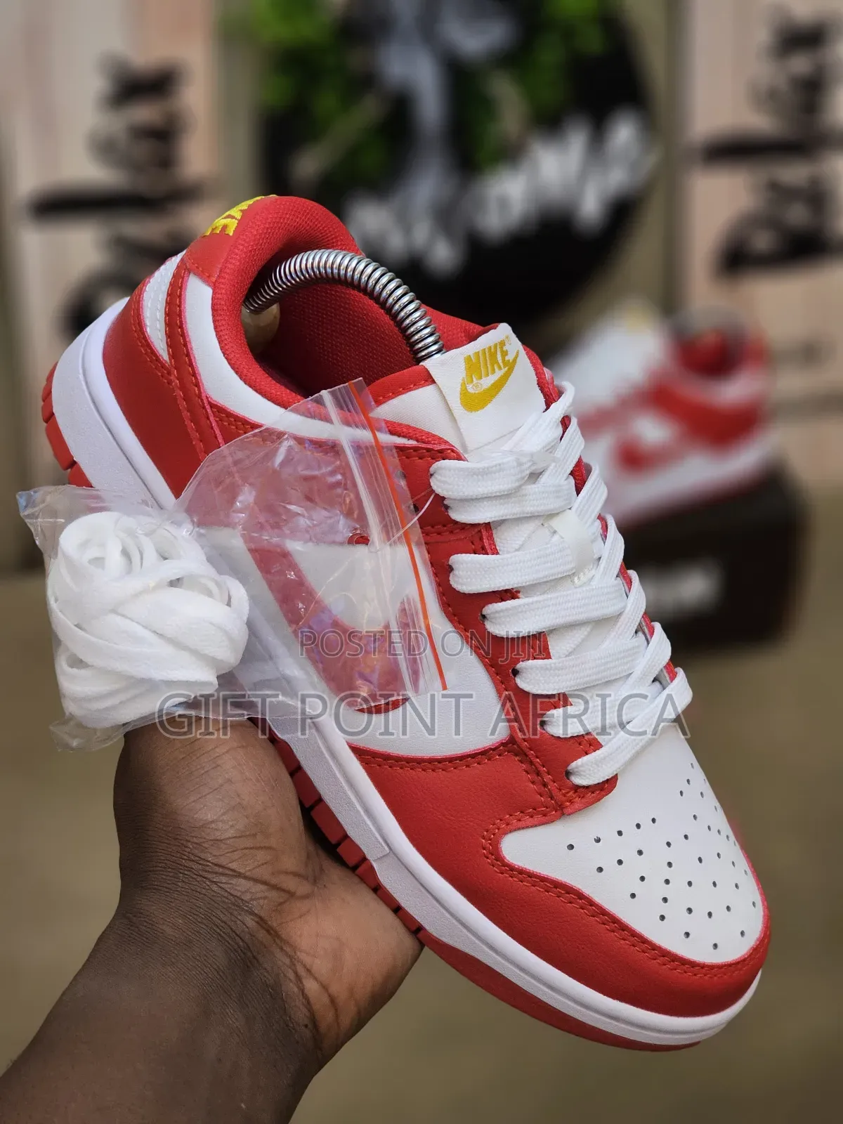 Nike Dunk Low "Gym Red" Unisex Sneaker