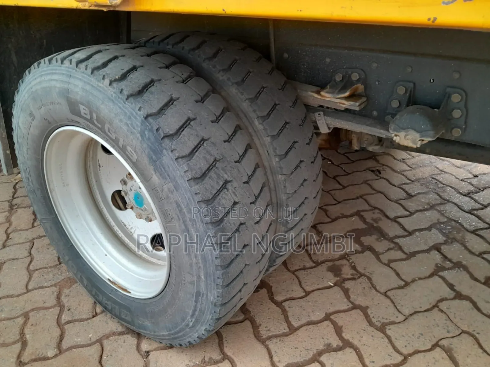 Mitsubishi Canter Hd Kav 2000 Blue