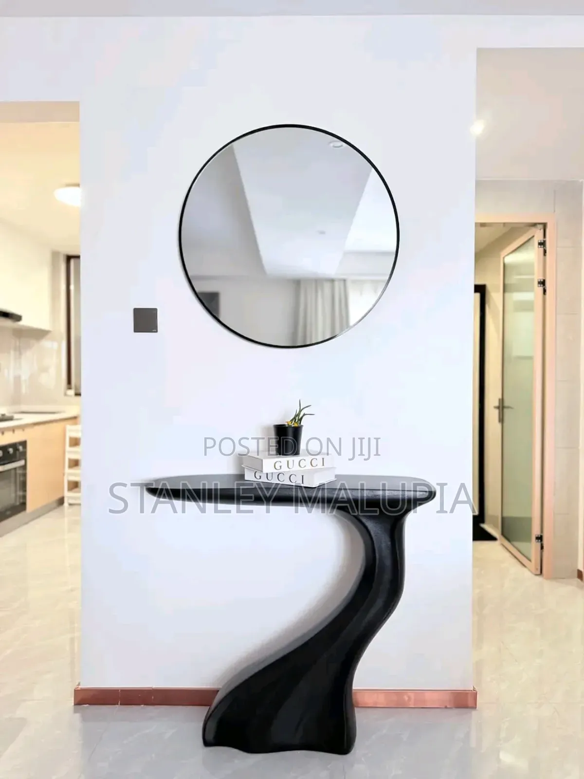 2 Bedroom Spacious Furnished Apartment to Let in Riverside Drive