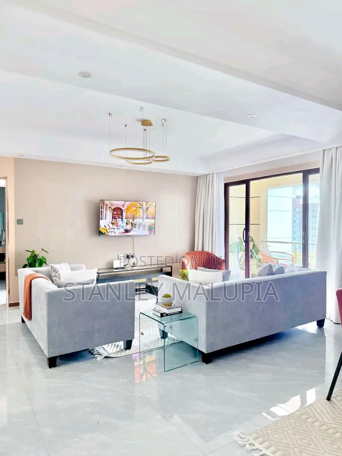 2 Bedroom Spacious Furnished Apartment to Let in Riverside Drive