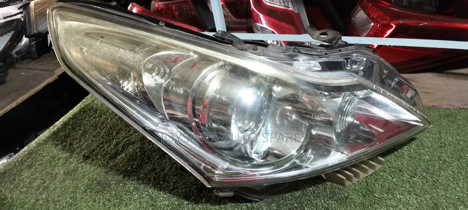 Nissan Skyline 2013 Clear Xenon Headlight