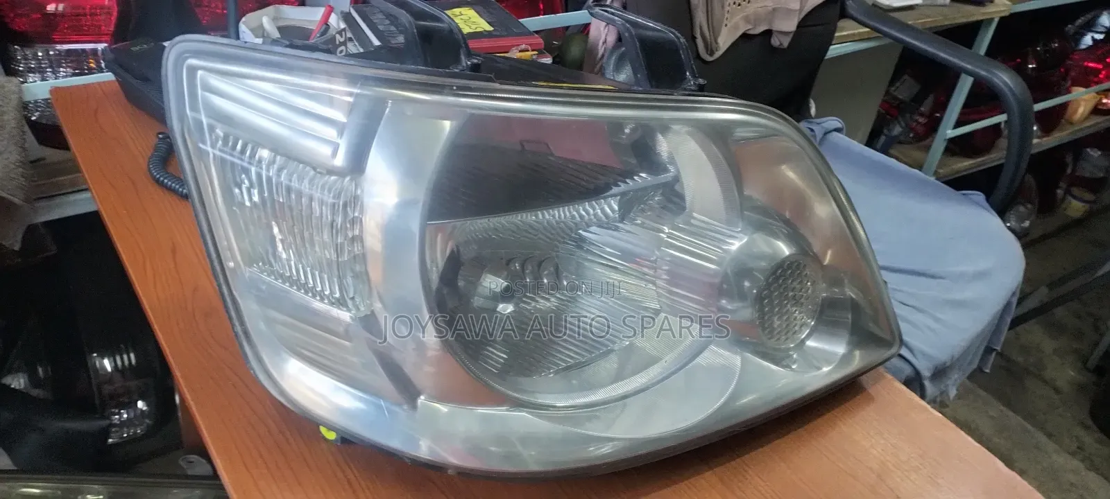 Toyota Noah 2002 Xenon Headlight