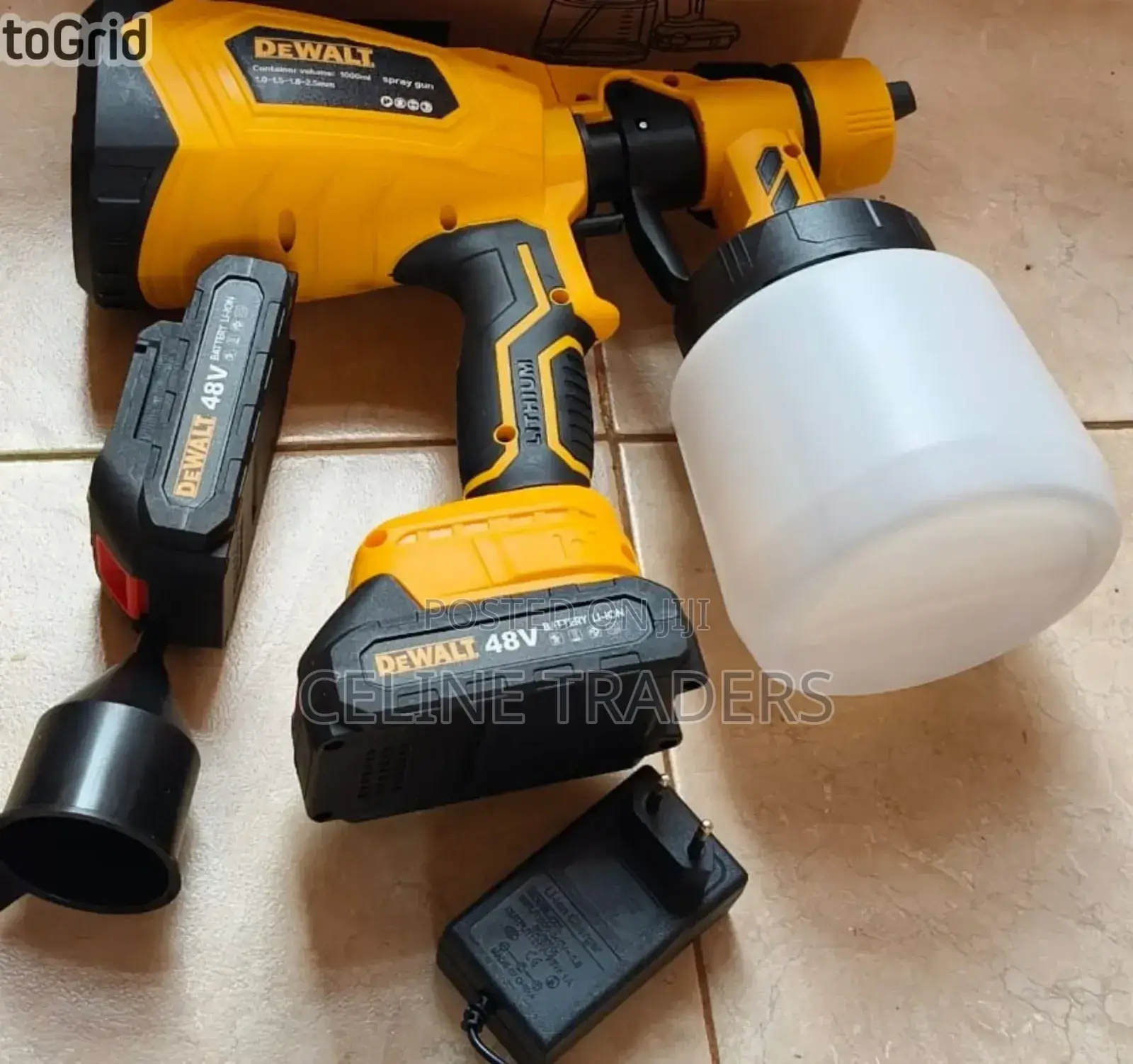 Dewalt Cordless Spray Gun 48volts, 1000ml Tank 2 Batteries