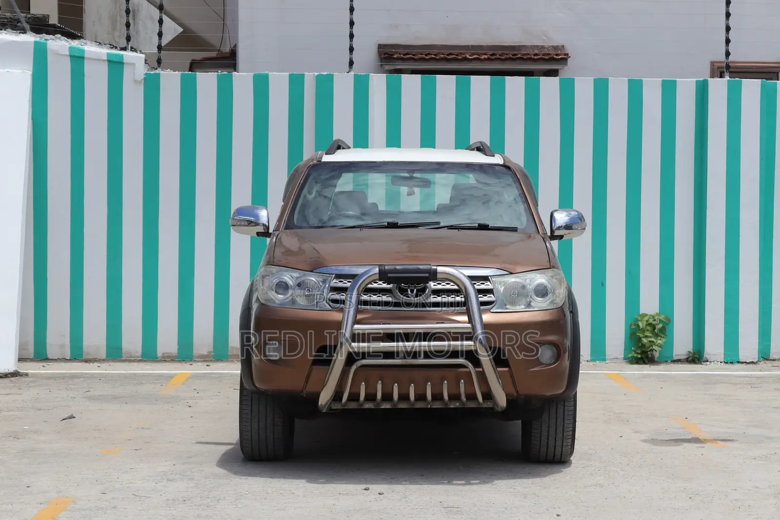 Toyota Fortuner 2.5 D AWD 2009 Brown