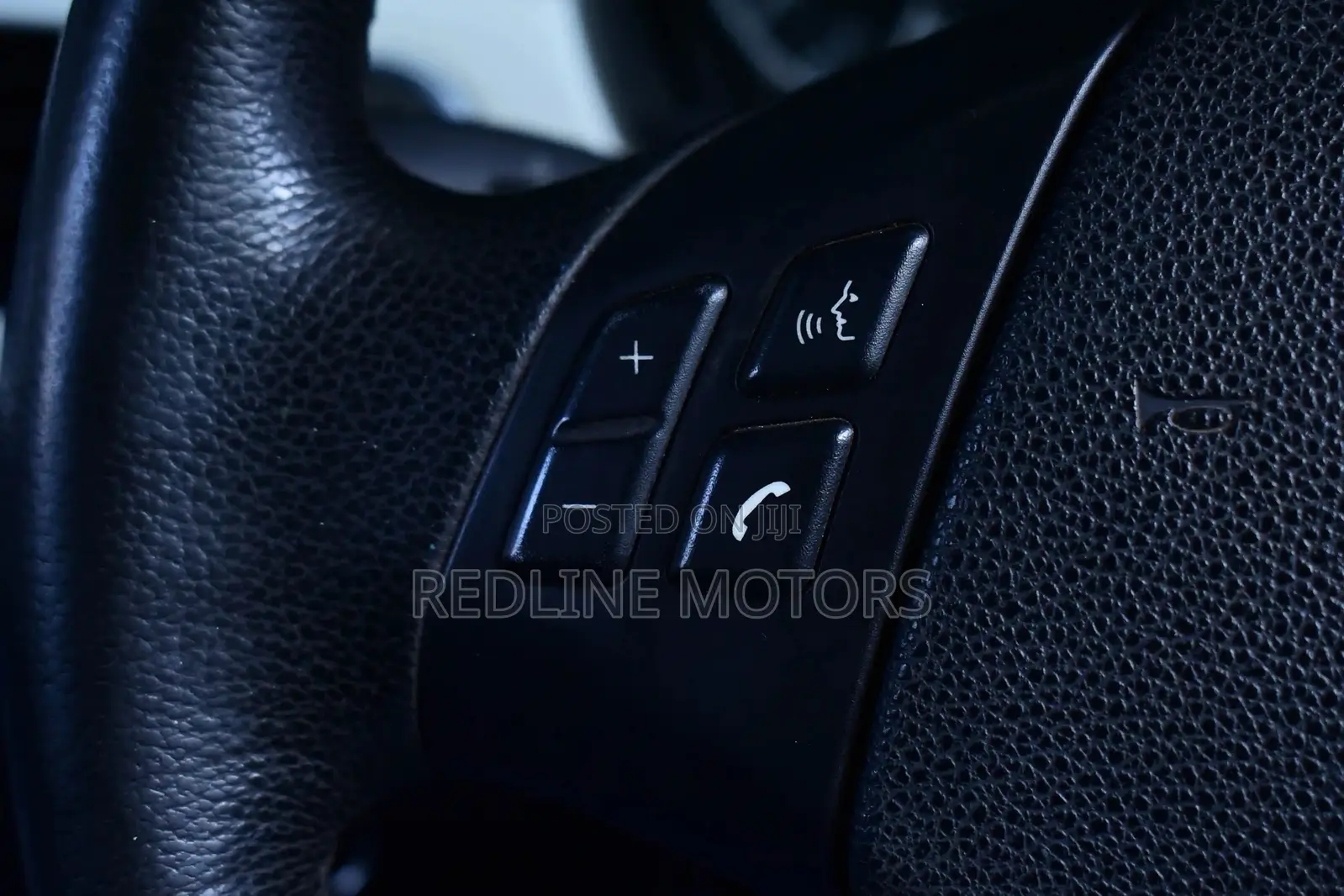 BMW 320i Sedan RWD 2010 Blue